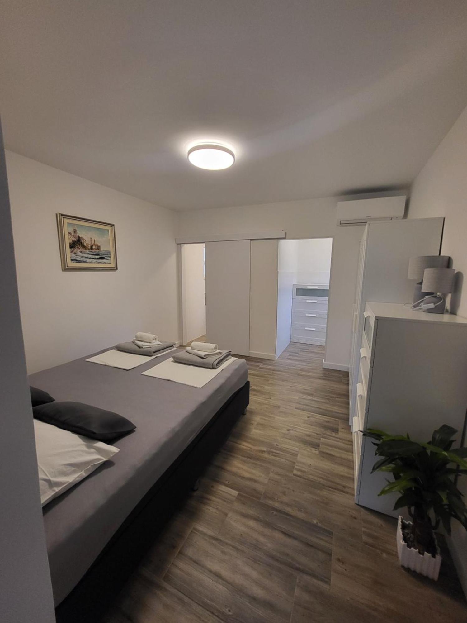 Apartmani I Sobe Mara Palit Luaran gambar
